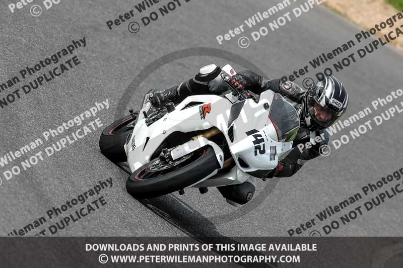 enduro digital images;event digital images;eventdigitalimages;lydden hill;lydden no limits trackday;lydden photographs;lydden trackday photographs;no limits trackdays;peter wileman photography;racing digital images;trackday digital images;trackday photos
